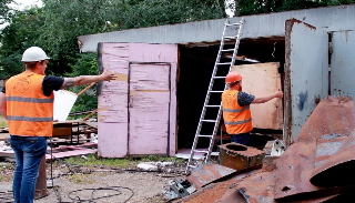 Демонтаж гаражей в Шелехове, цена от 1795 руб. – услуги под ключ от 2Землекопа-Шлх